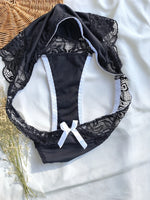 Load image into Gallery viewer, Plus Size Women's Underwear, Fashionable, Soft, Seamless, Comfortable, Sexy, Lace-Trimmed, Contrasting Color, Fine Edge, Breathable Women's Briefs
